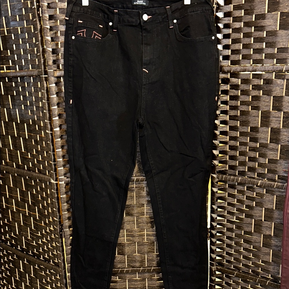 True Religion High-Rise Black Women's Jeans with Contrast Stitching